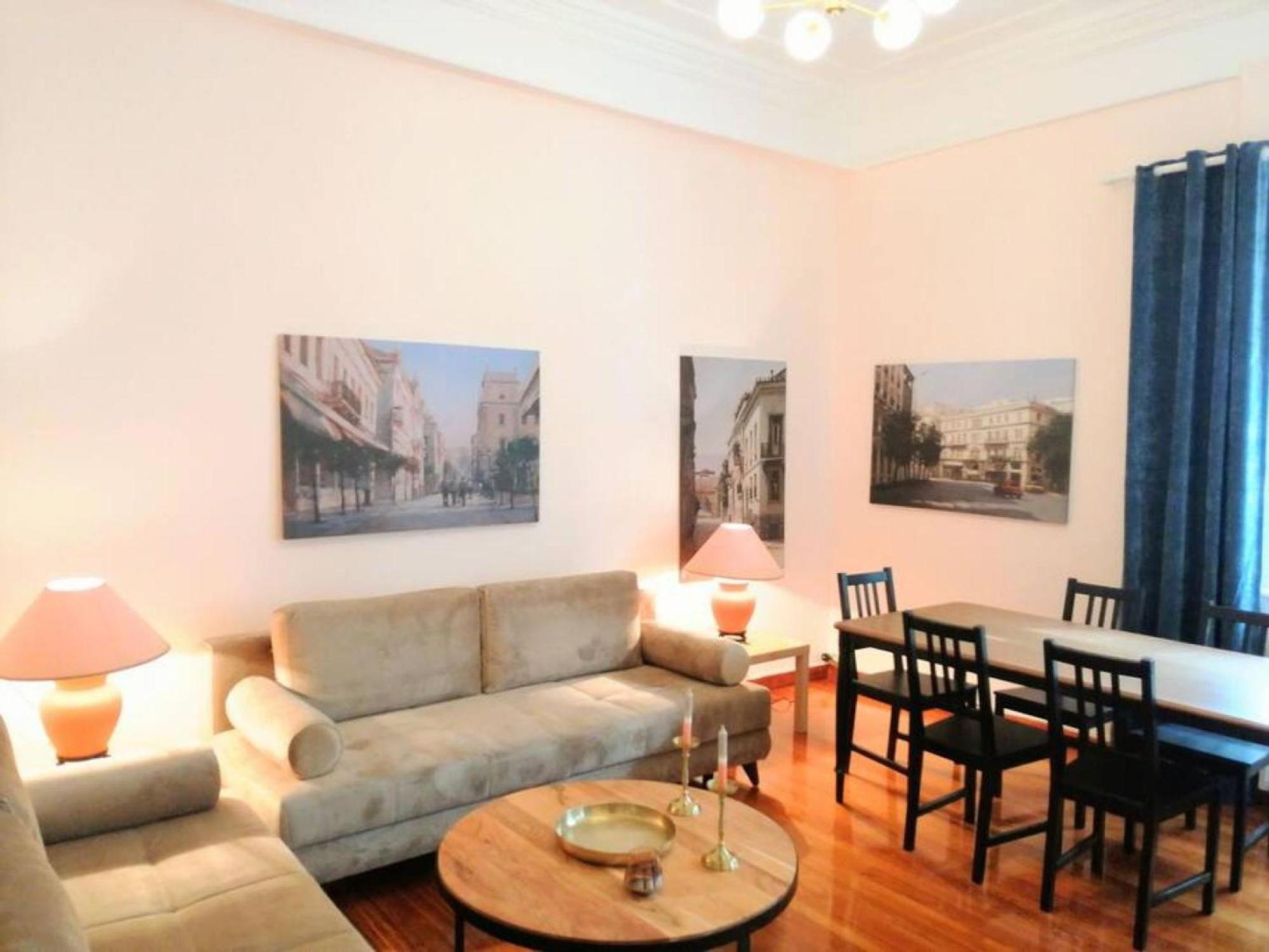 Elegant Apartment In Syntagma Square Atenas Exterior foto